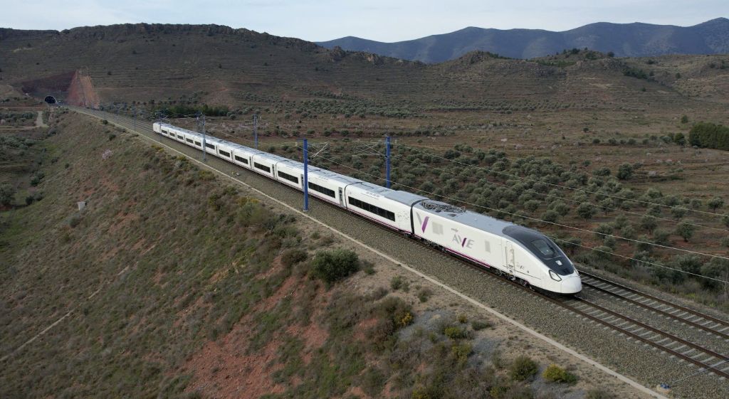 El Observatorio de Infraestructuras de la Cámara y GAESCO reclaman al Ministerio de Transportes soluciones al “abandono” de la Alta Velocidad en Sevilla