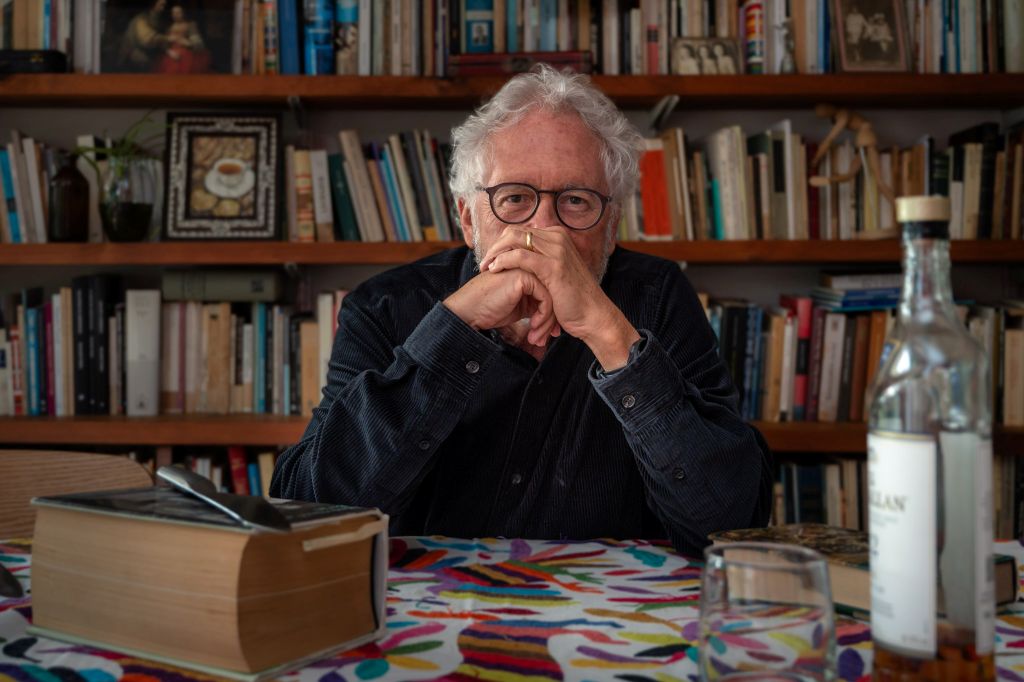 El escritor colombiano Héctor Abad Faciolince pregonará la 49 edición de la Feria del Libro Antiguo y de Ocasión de Sevilla